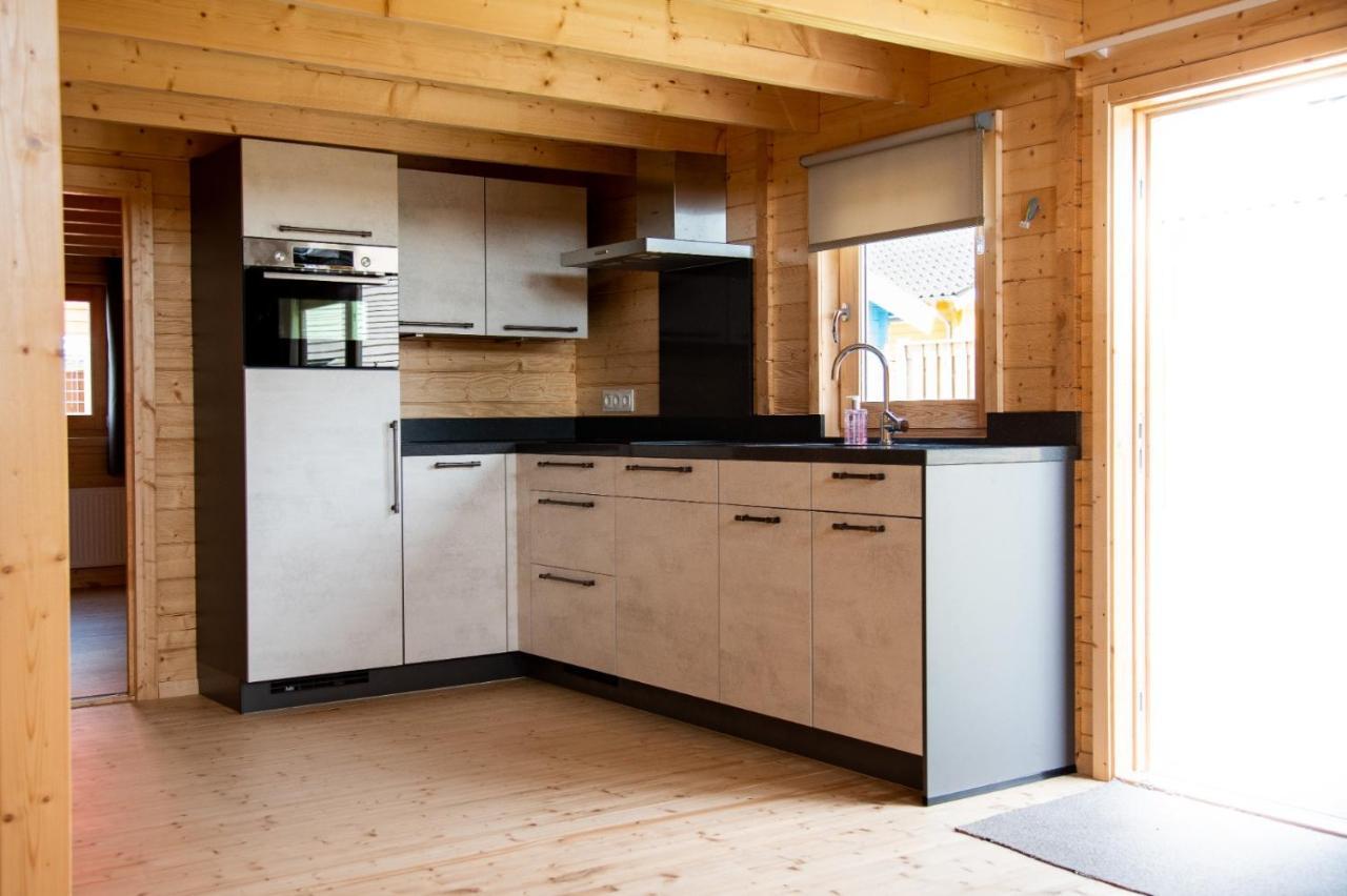 Luxe Chalets In Zeeland Aan De Kust Sint Annaland Zewnętrze zdjęcie