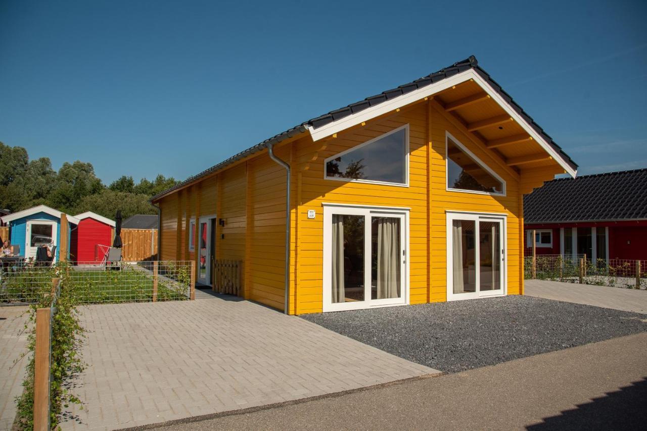 Luxe Chalets In Zeeland Aan De Kust Sint Annaland Zewnętrze zdjęcie